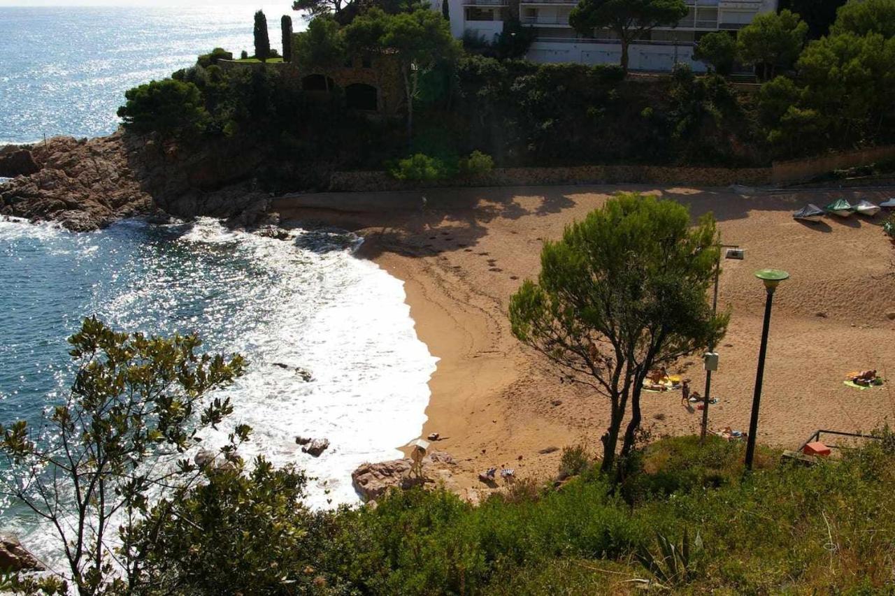 Apartamento Apartamento Cala Salionç 12 primera linea de playa Tossa de Mar Exterior foto