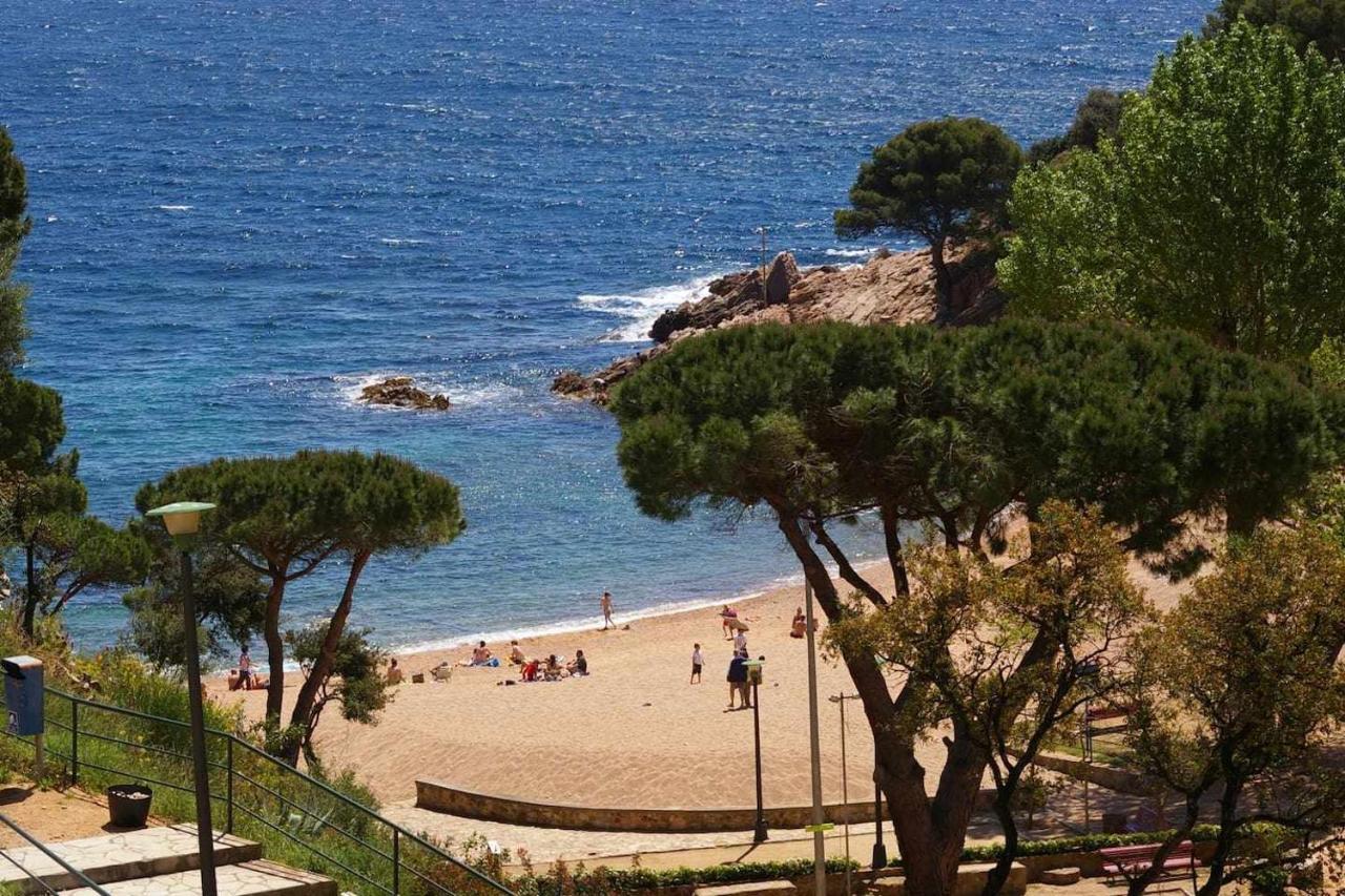 Apartamento Cala Salionç 12 primera linea de playa Tossa de Mar Exterior foto